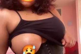 HEY GUYS ITS ROCHELLE HERE😘🍒😍 IM NEW IN TOWN 😄💋🤩 - Image 4